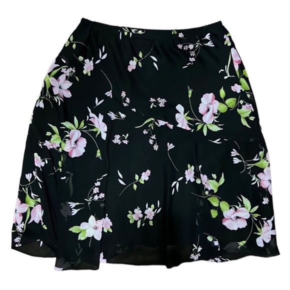 Black floral fully lined flowing 12 P skirt Sale - Picture 1 of 9